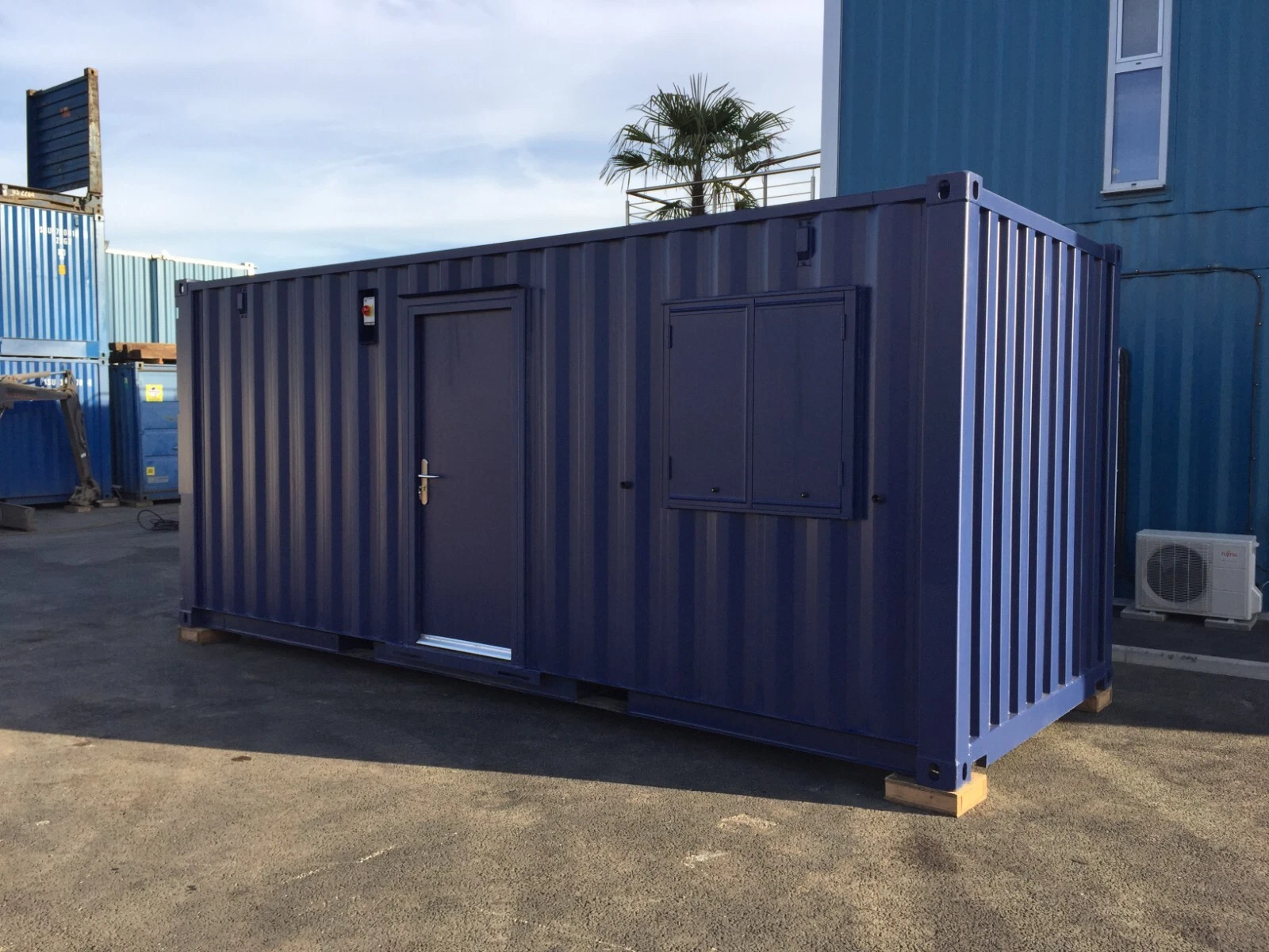 20ft x 8ft Portable Office Site Cabin Container – Modular Workspace Solution
