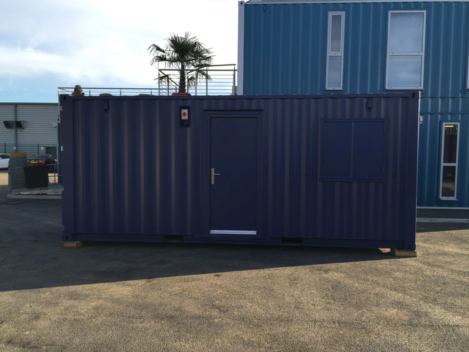 20ft x 8ft Portable Office Site Cabin Container – Modular Workspace Solution - Image 4
