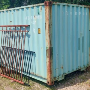 Watertight 40ft Shipping Container – Secure Large Storage Unit