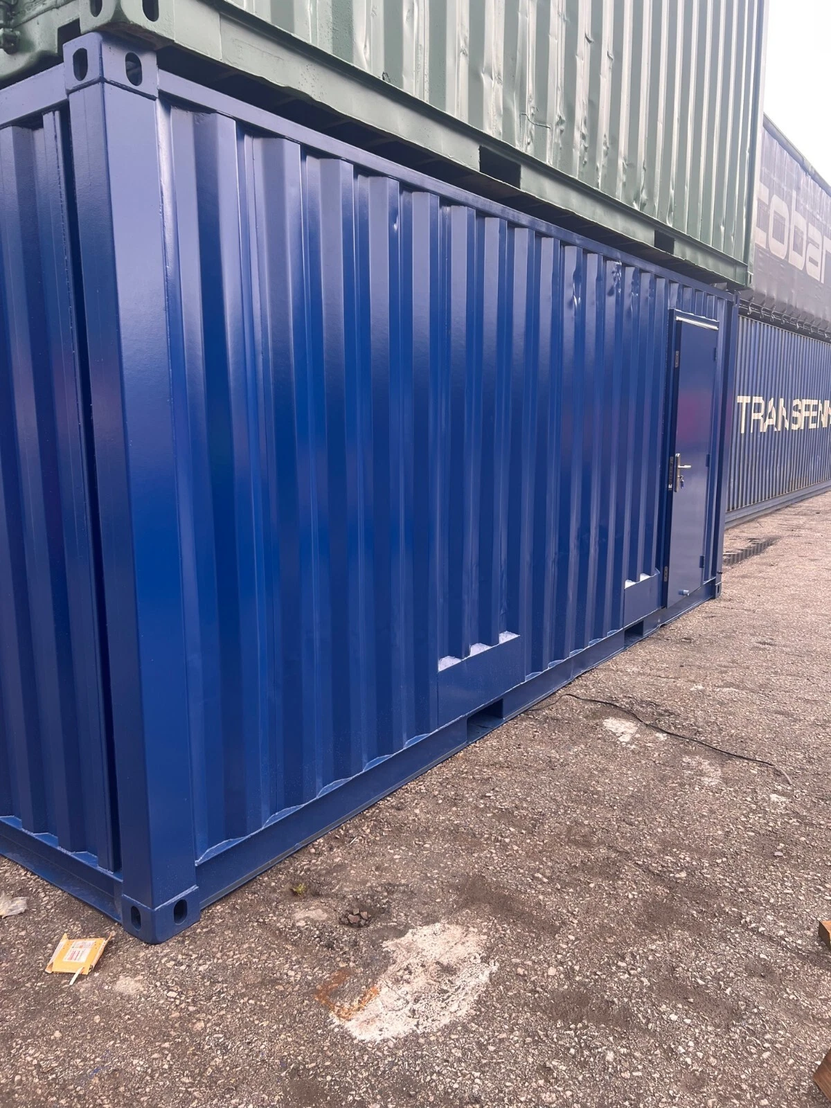 20ft x 8ft Refurbished Anti-Vandal Storage Container Toilet Block - Image 4